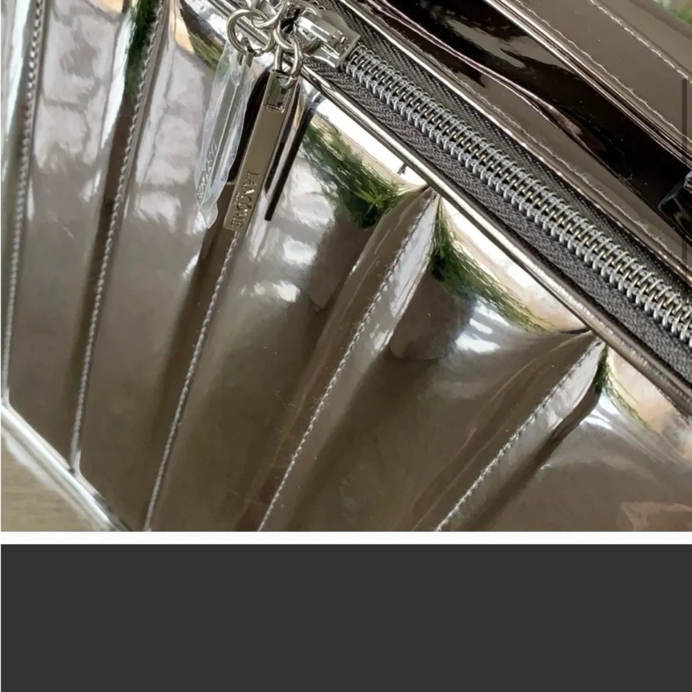 Lancôme Silver (Gun Metal) Colored Travel Case Measures 9x12x4’ 🌳🆕🌳.